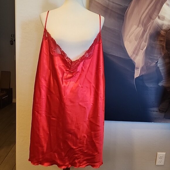 Vintage Intimate Attitudes Red Chemise 6X Lingerie Satin pj Sleepwear Sexy Slip - Picture 1 of 9